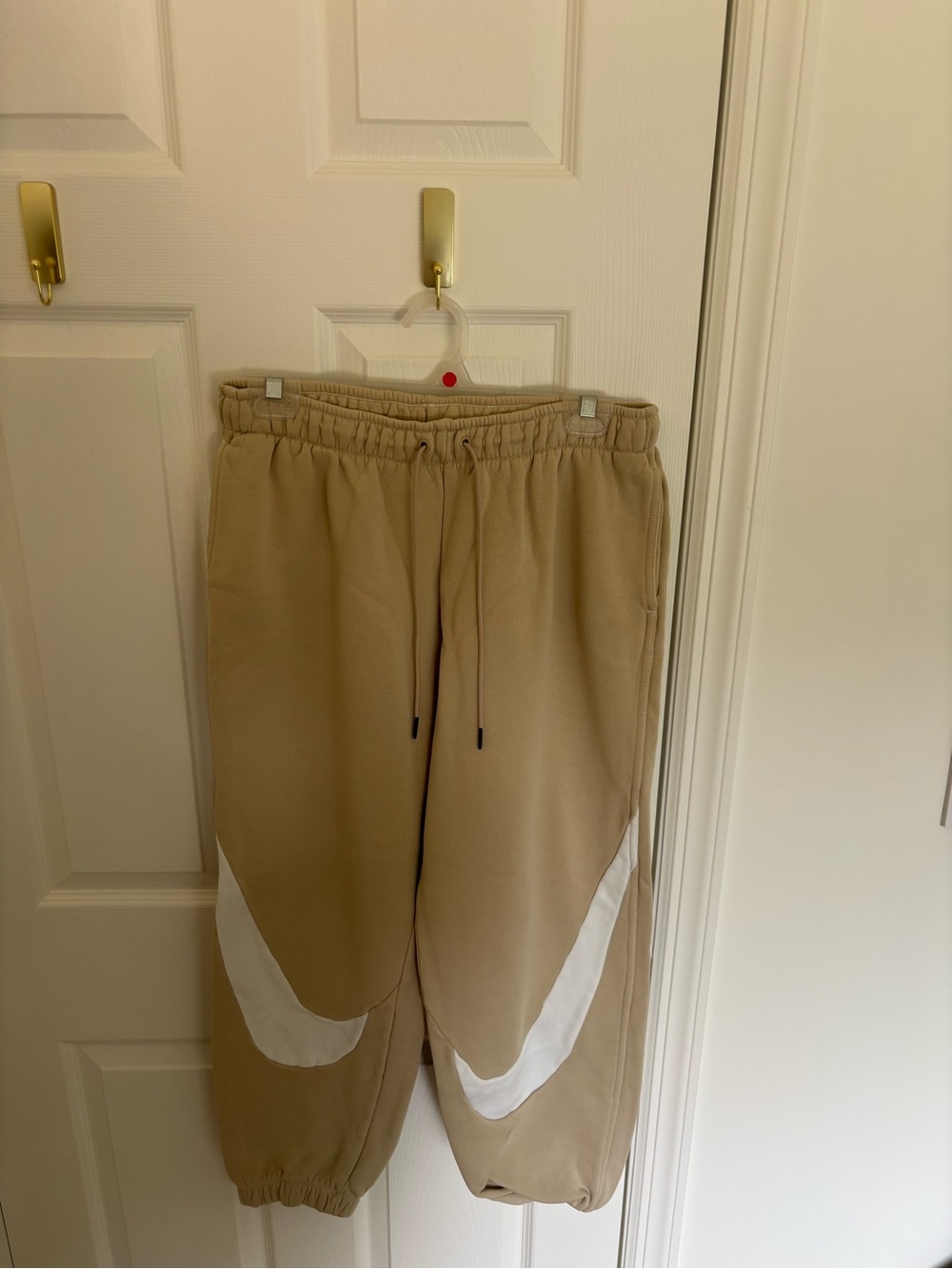 Nike Beige Sweatpants with White Logo Tag - Picture 2 of 5